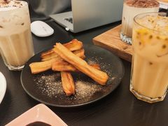 -灵意咖啡·西班牙美食(汕头金平万达广场店)