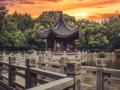 -汇龙潭