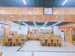 大堂-屯老二农家铁锅炖·行业领军者(梅江店)