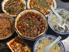 -醉八仙热酒馆(渝中店)