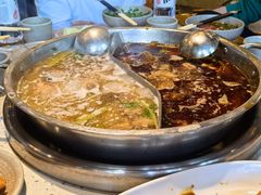 -肖肖酸萝卜鱼火锅(总店)