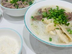 -犇逸·乐山跷脚牛肉·四川现炒(览海店)