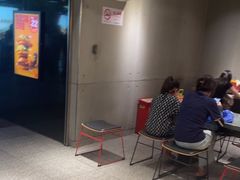 -麦当劳(中山公园龙之梦店)