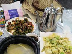 -范饭椰林川湘味海鲜·椰子鸡(三亚湾椰梦长廊店)