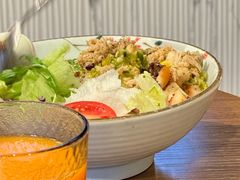 -POKEE VIA&Brunch·维娅(重庆来福士店)
