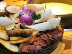 -一朵菌·野生菌探索家火锅(南亚店)
