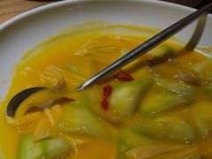 翡翠丝瓜闷鲜腐竹-宴南庭·闽味私房菜