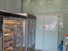 面包甜点陈列柜-红宝石·鲜奶小方(长阳店)