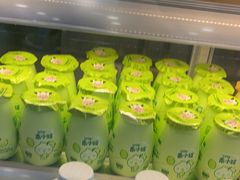 -一只酸奶牛(洪崖洞11楼店)