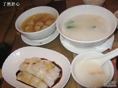 鲜虾肠粉、净云吞和王朝极品XX粥-糖朝(尖沙咀店)