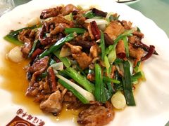 包子小炒肉-瑞丰园庭院餐厅·白族传统家常菜