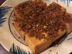 -Cuc Gach Quan Restaurant