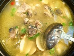 姬松茸炖鸡-妈妈的味道(和顺古镇店)