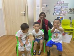 -i2青少儿英语(爱加星悦荟店)