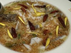 -渔语鱼新川菜Bistro(万象天地店)