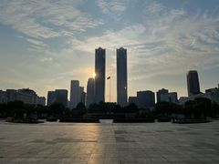 -秋水广场