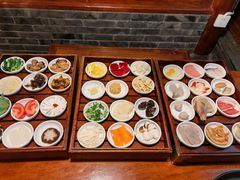 -香麒园·过桥米线·南湖雅宴