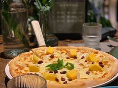 喜洲特色榴芒披萨-喜洲吧·江畔老船厂·庭院餐厅(喜临院店)