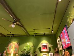 -出走咖啡·面包(宋庄店)