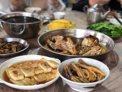酿豆腐-满記土窑烧鷄波浪山莊