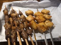羊肉串-马路牙子地桌烤肉(工体店)