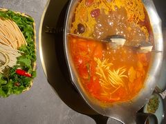 -湊湊火锅·茶憩(合生汇购物中心店)