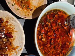 -麻六记(凤凰汇店)