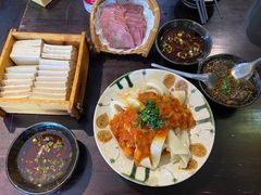 -蓝田九大碗民俗食府(蓝田店)