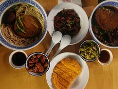 -沪西老弄堂面馆(定西路店)