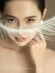 -雪中彩影婚纱摄影·微光艺术中心