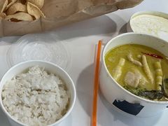 竹笋尖红咖喱鸡肉配米饭-泰国突突车UrbanTukTuk(静安大统店)