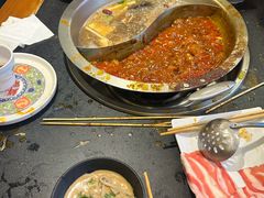 -沸炉重庆老火锅(军事博物馆店)