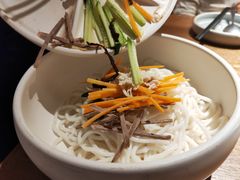鸡丝凉米线-云海肴·汽锅鸡·云南菜(领展购物广场·中关村店)