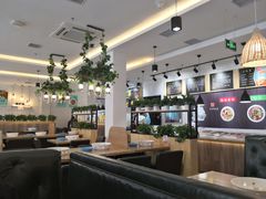 大堂-拿渡·水煮鱼麻辣香锅(王府井奥莱·香江小镇店)