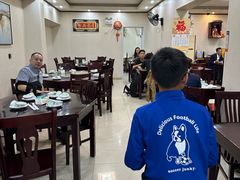 -余杨鸭鸭餐厅