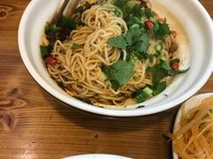 -菲哥麻辣烫(贵山小区店)
