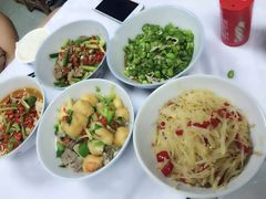 -红色湘菜馆(春风店)