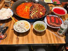 -周小明火锅(黑金冠社区店)