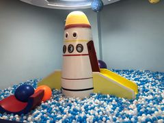 -小门牙好性格托育(北外滩中心)