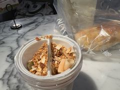 -诺嘉甜品(世贸店)