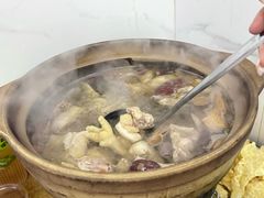 -威邵鸡煲(西华路总店)