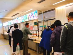 -誉兴公众餐厅(港大医院店)