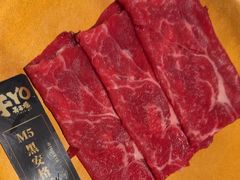 -牛YO寿喜烧·铁板烧和牛火锅自助(市府恒隆店)