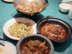 -呷湘厨·鱼汤捞饭·剁椒鱼头·辣椒炒肉(国家会展中心店)
