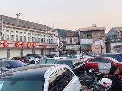 停车场-大赤坎肥仔强烧味海鲜餐厅(大赤坎店)