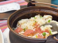 铜锅饭-香巴拉云南餐厅(华莱坞店)