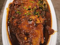 红烧鱼-小胖私厨状元宴·东北私房菜馆