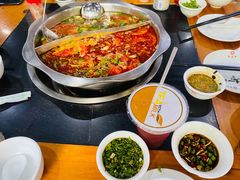 鸳鸯锅-佳荣老五生态牛肉馆