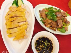 -侬佳蒸菜馆(听潮店)