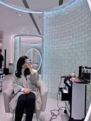 -Meng Lang 梦郎白金店